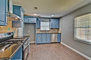 3039 Grayson Dr, Dallas, TX 75224 - Photo 7