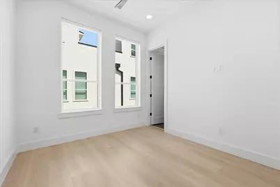 2015 California Drive #103, Dallas, TX 75204 - Photo 21