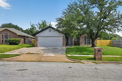 6057 Hillglen Drive, Watauga, TX 76148 - Photo 1