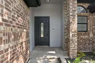 6057 Hillglen Dr, Watauga, TX 76148 - Photo 5