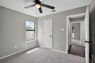 6057 Hillglen Dr, Watauga, TX 76148 - Photo 17