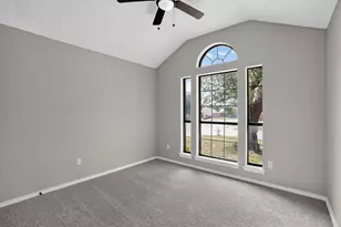 6057 Hillglen Dr, Watauga, TX 76148 - Photo 19
