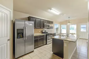 6353 Seagull Ln, Fort Worth, TX 76179 - Photo 7