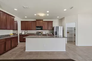 1108 Black Cherry Dr, Aubrey, TX 76227 - Photo 9