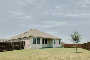 319 Sedalia Trl, Justin, TX 76247 - Photo 33