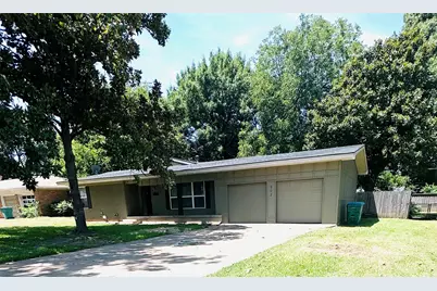 902 Crestview Drive, Sherman, TX 75092 - Photo 3