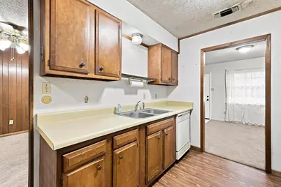 1008 Yeager Street, Honey Grove, TX 75446 - Photo 15