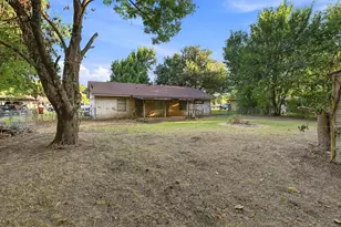 1008 Yeager St, Honey Grove, TX 75446 - Photo 29