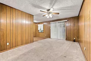 1008 Yeager St, Honey Grove, TX 75446 - Photo 9