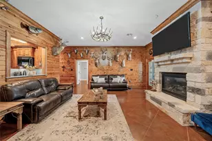 1200 N Davis St, West, TX 76691 - Photo 3