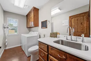 1200 N Davis St, West, TX 76691 - Photo 13