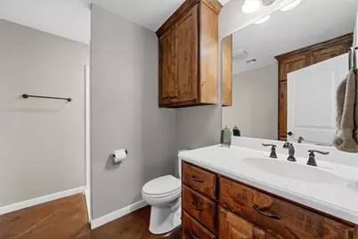 1200 N Davis Street, West, TX 76691 - Photo 15