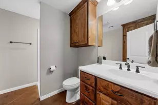1200 N Davis St, West, TX 76691 - Photo 15