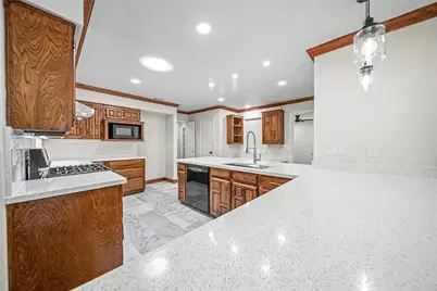 13407 Hedgeapple Drive, Dallas, TX 75243 - Photo 19