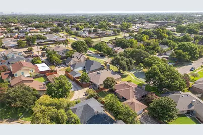 13407 Hedgeapple Drive, Dallas, TX 75243 - Photo 31