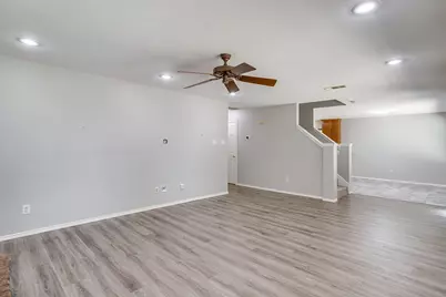 2875 Grandview Drive, Grand Prairie, TX 75052 - Photo 7