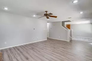 2875 Grandview Dr, Grand Prairie, TX 75052 - Photo 7