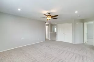 2875 Grandview Dr, Grand Prairie, TX 75052 - Photo 13