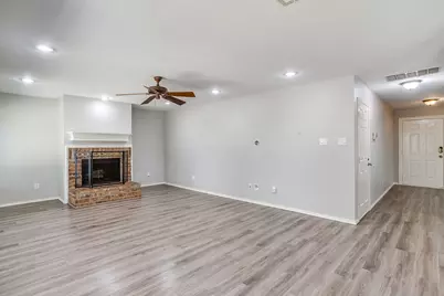 2875 Grandview Drive, Grand Prairie, TX 75052 - Photo 5