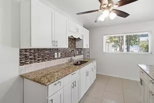 3709 Yaupon Dr, Grand Prairie, TX 75052 - Photo 11