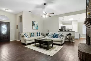 7108 Summerset Dr, Benbrook, TX 76126 - Photo 5