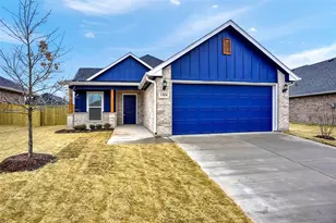 1304 Saratoga Dr, Sherman, TX 75092 - Photo 1