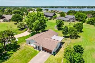 104 Pontiac Dr, Lake Kiowa, TX 76240 - Photo 37