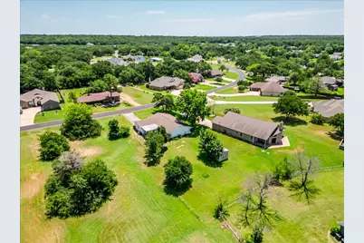 104 Pontiac Drive, Lake Kiowa, TX 76240 - Photo 35