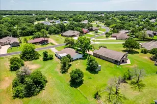 104 Pontiac Dr, Lake Kiowa, TX 76240 - Photo 35