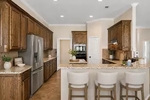 117 Thames Cir, Waxahachie, TX 75165 - Photo 11