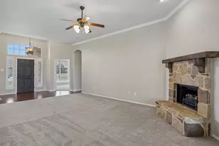 117 Thames Cir, Waxahachie, TX 75165 - Photo 5