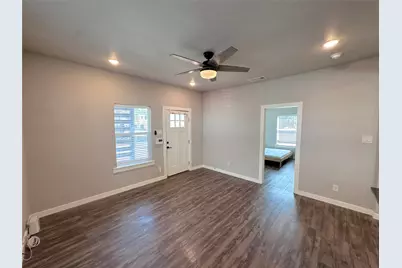 2903 Carpenter Avenue, Dallas, TX 75215 - Photo 13