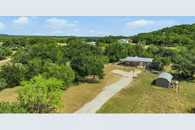 100 Shady Oaks Drive, Mineral Wells, TX 76067 - Photo 29