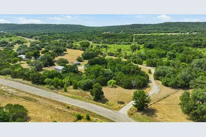 100 Shady Oaks Drive, Mineral Wells, TX 76067 - Photo 27