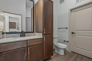 3120 E Park Row Dr, Arlington, TX 76010 - Photo 9
