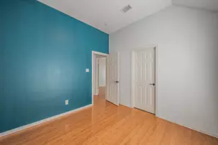 10503 Waters Dr, Irving, TX 75063 - Photo 31