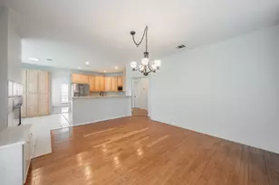 10503 Waters Dr, Irving, TX 75063 - Photo 23