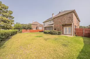 10503 Waters Dr, Irving, TX 75063 - Photo 35