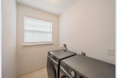 10503 Waters Drive, Irving, TX 75063 - Photo 19