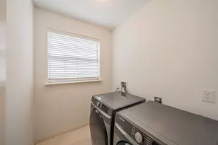 10503 Waters Dr, Irving, TX 75063 - Photo 19