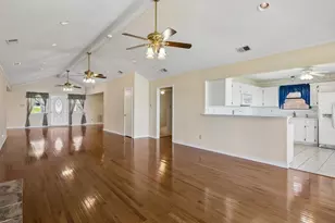 140 Pinoak Dr, Mabank, TX 75156 - Photo 13