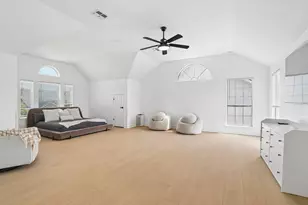409 Baldwin St, Grand Prairie, TX 75052 - Photo 5