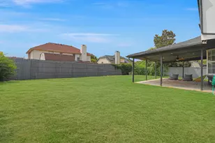 409 Baldwin St, Grand Prairie, TX 75052 - Photo 29