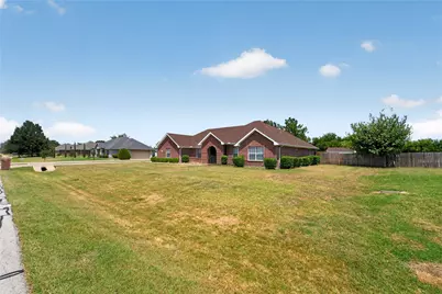 10257 E Rancho Diego Lane, Fort Worth, TX 76036 - Photo 3