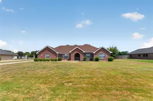 10257 E Rancho Diego Ln, Fort Worth, TX 76036 - Photo 1