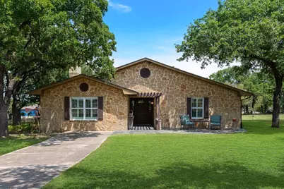 703 Robin Lane, Argyle, TX 76226 - Photo 13