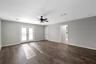 3044 Oak Ridge Rd, Crawford, TX 76638 - Photo 25