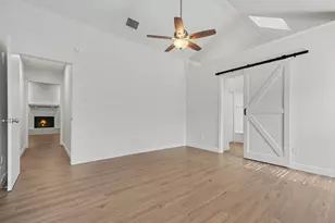 4425 Avonshire Ln, Plano, TX 75093 - Photo 17