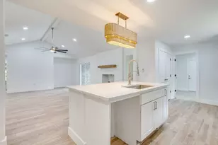 8613 Marys Creek Dr, Benbrook, TX 76116 - Photo 11