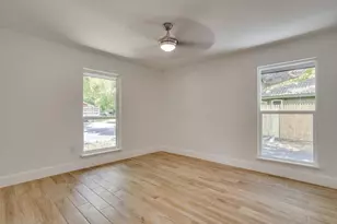 8613 Marys Creek Dr, Benbrook, TX 76116 - Photo 27
